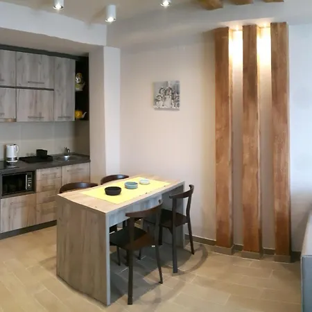 Silver - Kraljevi Cardaci Apartament